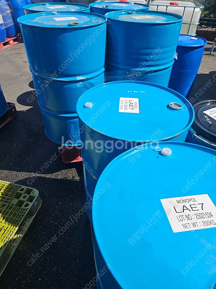 100L 플라스틱 공드럼통 200L 철공드럼통 판매합니...--1