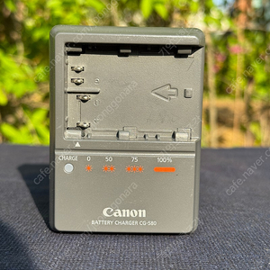 캐논 5d 20d,30d CG-580 충전기 판매합니다.