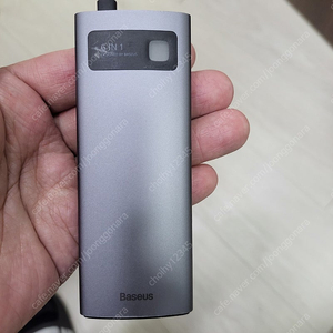 베어스어 메탈글림 멀티허브 Baseus 6in1 CAHUB-CW0G 팝니다.