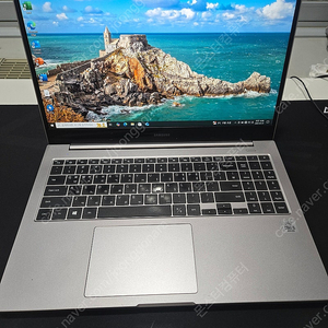 삼성 10세대 i5 노트북 저렴하게 팝니다. NT551XCJ