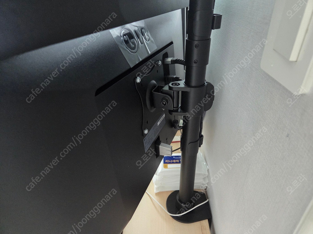 LG 모니터 29wq500 2대 / 카멜 상하 듀얼모니터암 일괄 판매합니다 이미지