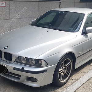 중고차 bmw 528i 팝니다.