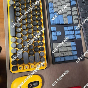 로지텍 블루투스 키보드 마우스 POP Keys(마우스포함),Y-R0069,mx keys Mx keys yr0073 100키 팝니다