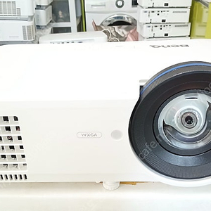 벤큐 LW820ST 초단초점 레이저 빔프로젝터 3600안시 와이드 WXGA 학원용 설치 스크린