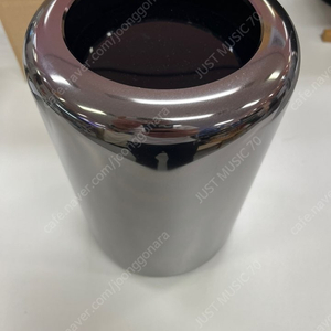 2013 맥프로 처분합니다~! (가격 낮춤)