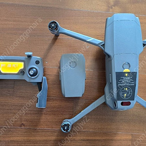 DJI 매빅2 프로 플라이모어 (거의 새제품)
