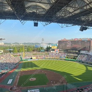 5/9(금) 기아 SSG랜더스 1루 4층 스카이뷰석 통로 2인