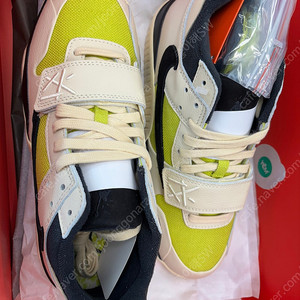 Travis Scott x Nike 점프맨 280사이즈