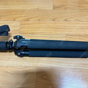 P1 삼각대