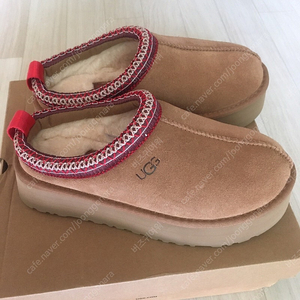 어그 타스만 38[235-240](나이키 코르테즈, 나이키 허라취, 뉴발란스, 아디다스 런닝화 등 무료나눔)