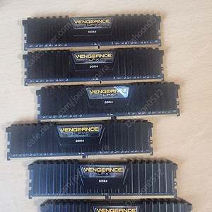 DDR4 8GBx2 cosair vengence lpx 3200mhz 16cl