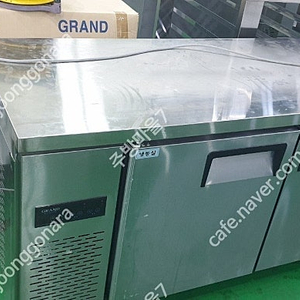 그랜드우성1500간냉식테이블냉동냉장고GWFM-150FT냉동1칸냉장1칸 간냉식입니다