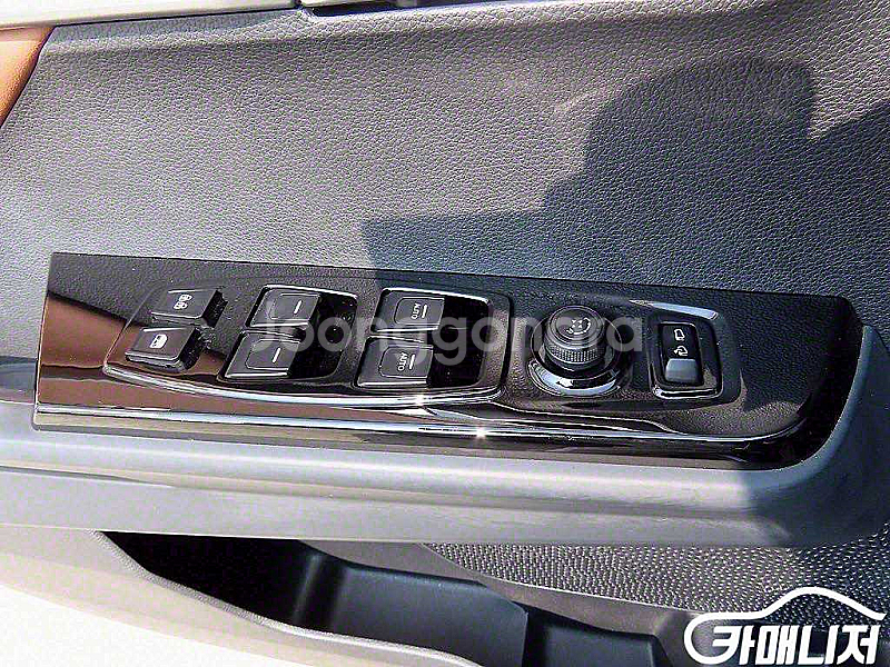 [KG모빌리티(쌍용) ]더 뉴 토레스 1.5 GDI-T 2WD TV7 2025 년 중고차 전국☆최저가판매☆최고가매입...--2