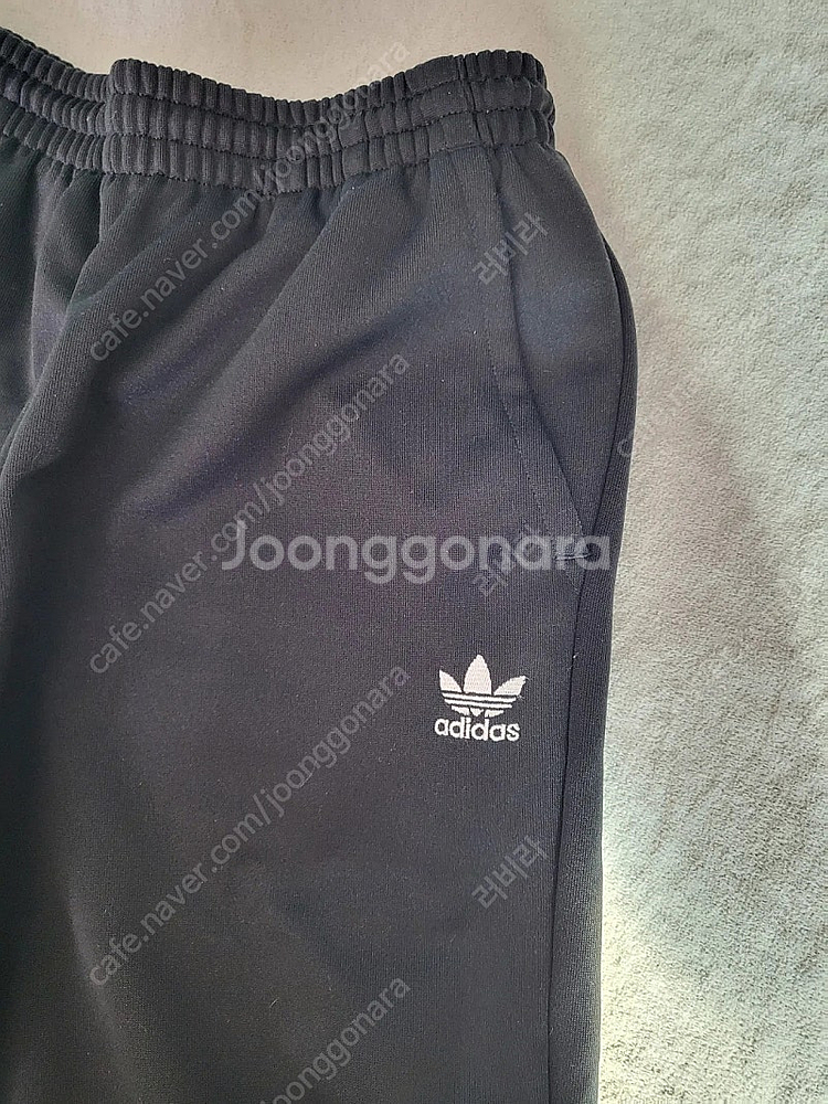 아디다스 조거팬츠 보관만하던 새것 택포 5--5