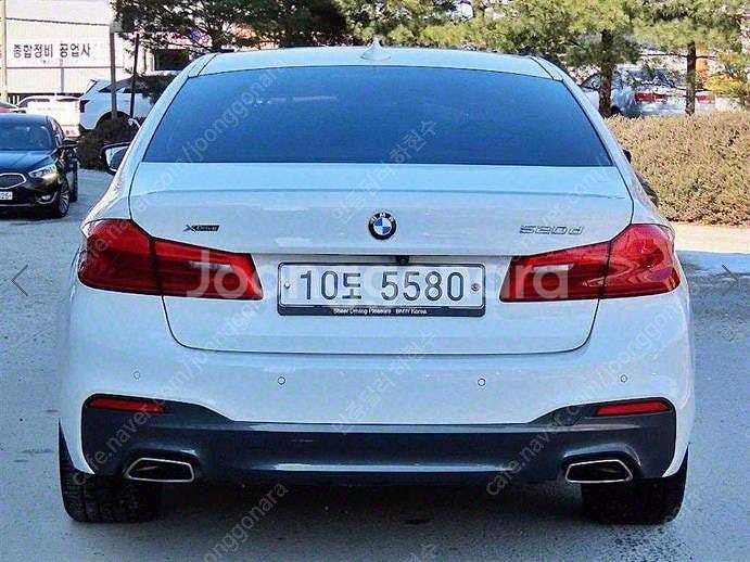 @17년식 5시리즈(7세대) 520d xDrive M스...--4