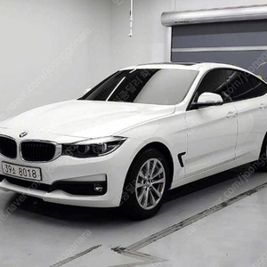 @17년식 그란투리스모(GT) 3시리즈 GT 320d xDrive 전국최저가격전액할부저신용최대72개월카드리스차량 상태 좋습니다