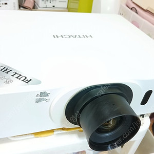 6000안시 고성능 세미단초점 풀hd보다 선명한 히타치cp-f600 중고 빔프로젝터