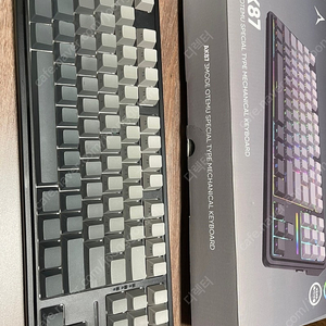 ABKO AK87 키보드 판매합니다. 이미지