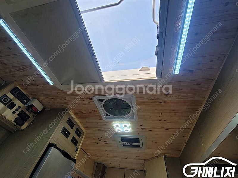 [현대]그랜드 스타렉스 캠핑카 2WD 중고차 판매합니다--8