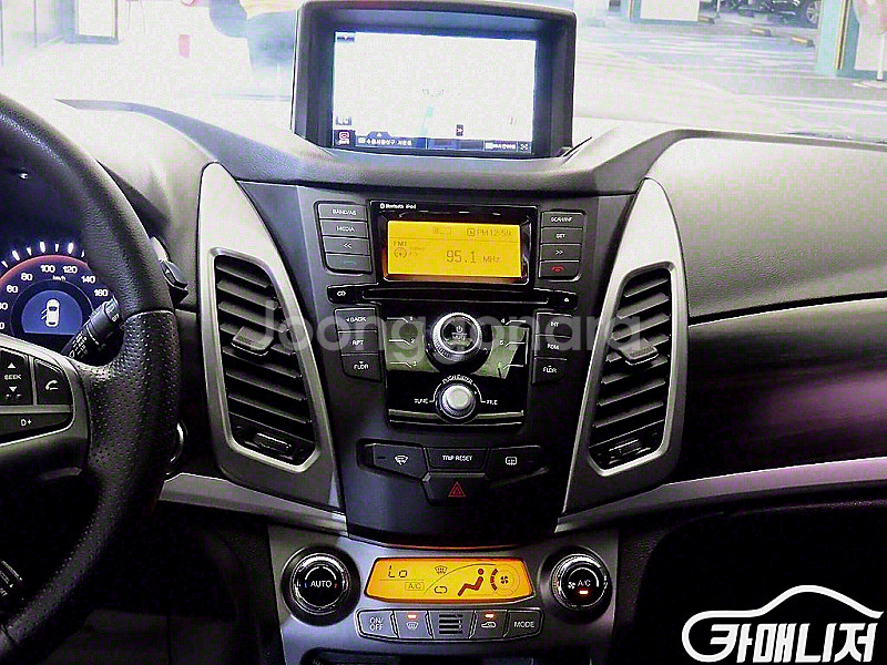 [KG모빌리티(쌍용) ]뉴코란도C 2WD 2.0 CVT...--2