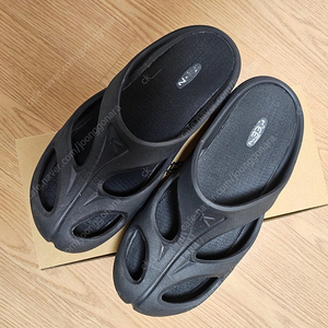 keen킨 샨티 블랙 260