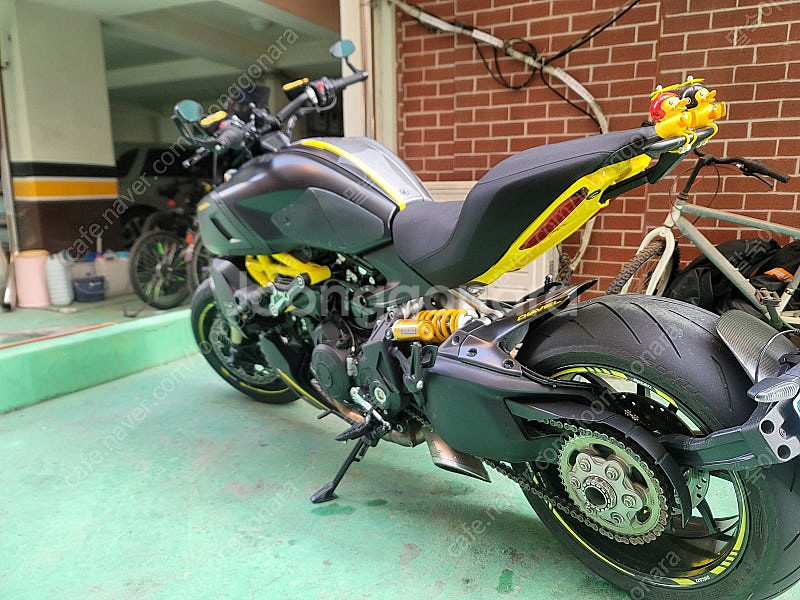 22년 디아벨1260s 판매합니다--2