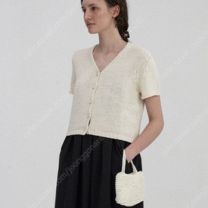낫띵리튼 Bendi v-neck cardigan (Ivory)