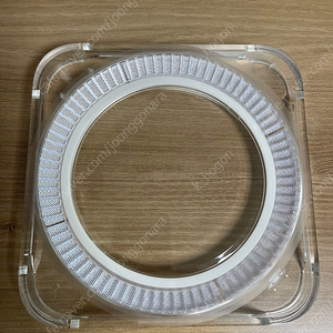 맥스튜디오 슈피겐 필터 판매합니다.