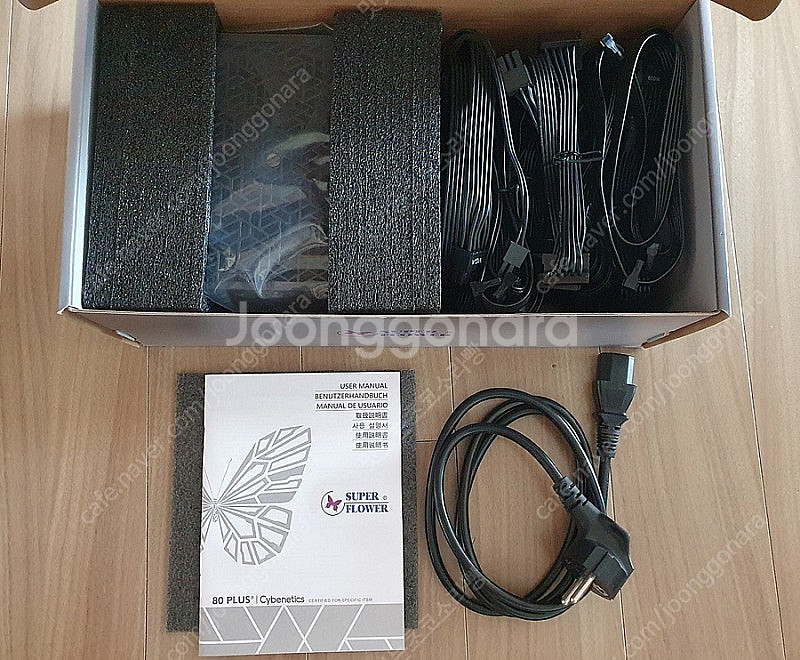 SuperFlower SF-1000F14XP--1