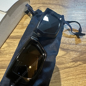 프라다 SPR24Y 선글라스-S급 새상품급.