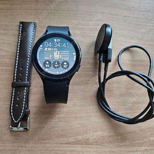 갤럭시 워치4 44mm + 미사용 가죽줄