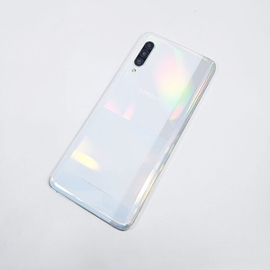 다량 보유! 갤럭시 A90 블랙/화이트 128GB, 9.5만원 초저렴 판매 (SM-A908)