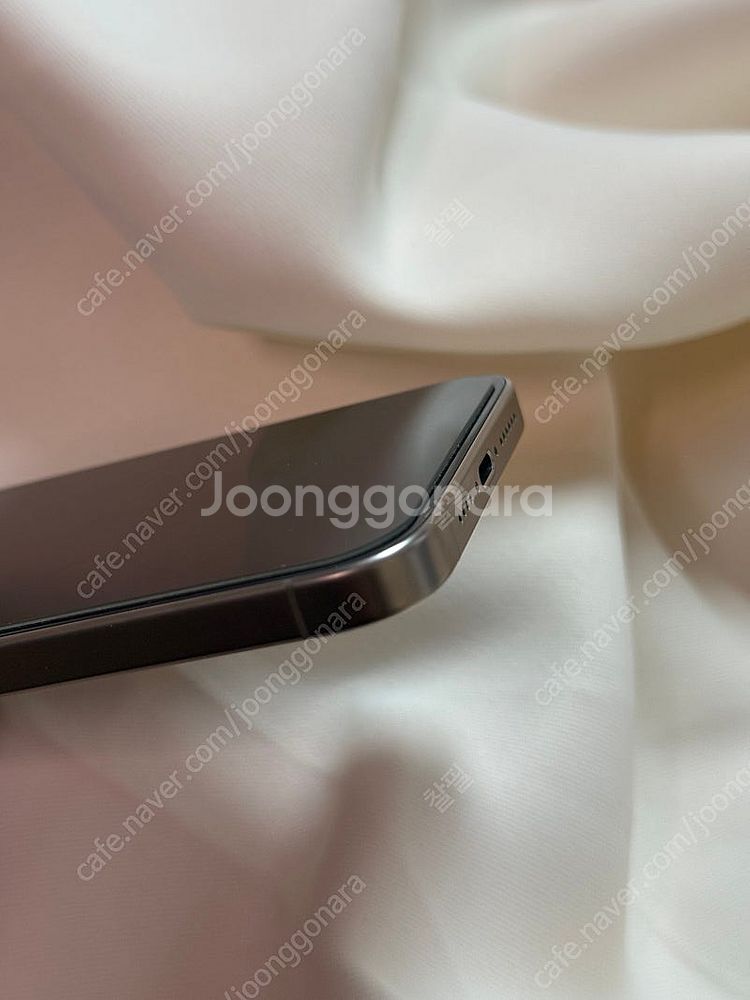 아이폰 15 프로맥스 티타늄그레이 256GB 실사용 6...--4