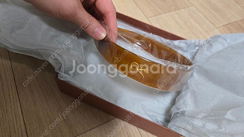 코스모폴리탄줄라이 헤어머리띠 호박색 미개봉--3