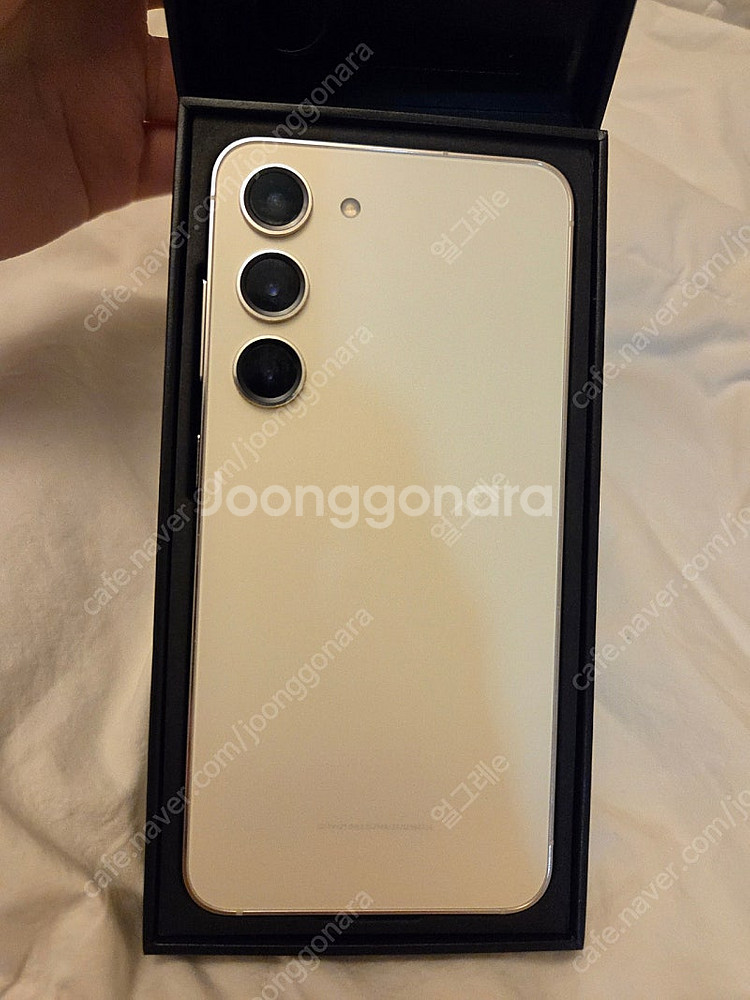 갤럭시 S23 512GB 크림 색상--2