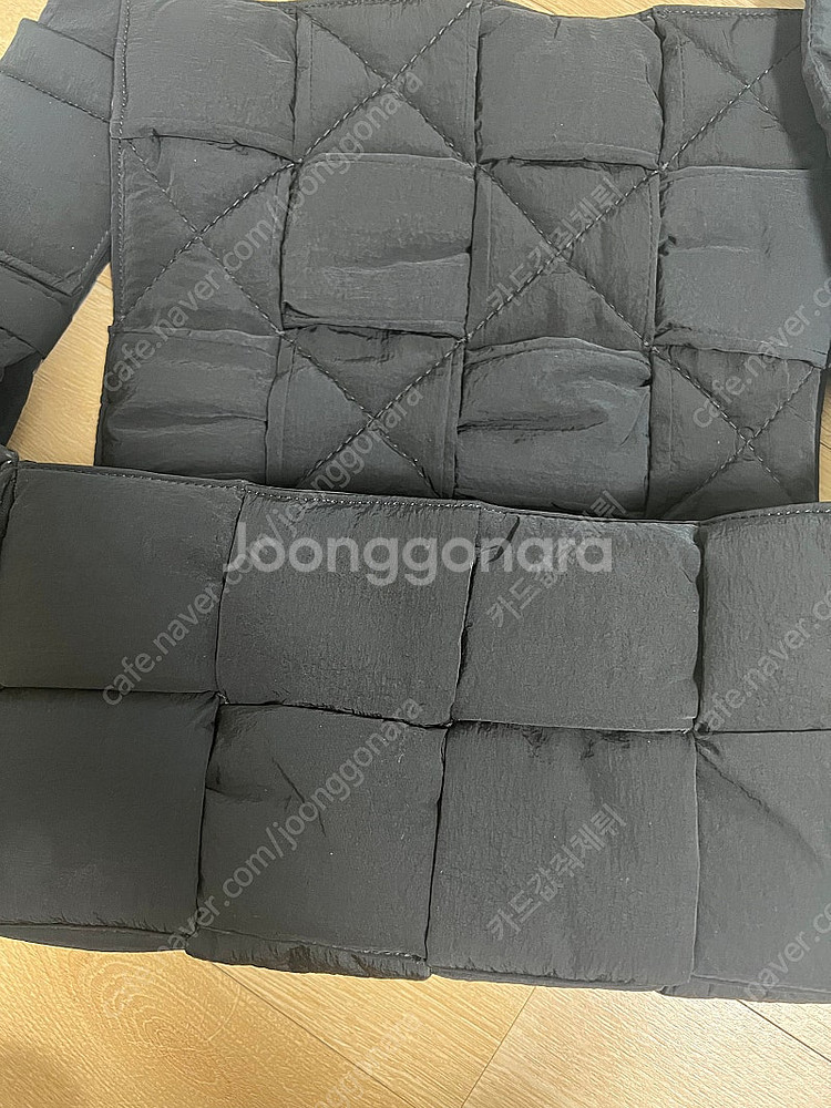 보테가베네타 패디드 테크 카세트 백 백화점 풀구성 정품--2