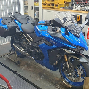스즈키 s1000gt 24년식 판매합니다