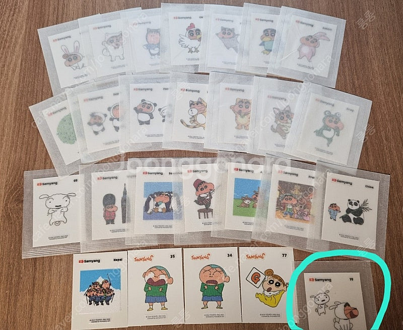 삼양 짱구 띠부띠부씰 무중복 28개 일괄 / 흰둥이 동...--0