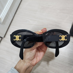 셀린느 트리옹프 선글라스
