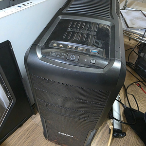 컴퓨터와 티비 세트로 팝니다