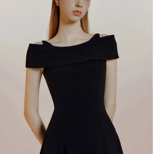 이바나헬싱키 Essi dress 블랙 (새상품)