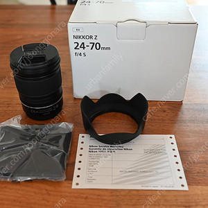 니콘 Z 24-70 F4 판매합니다.
