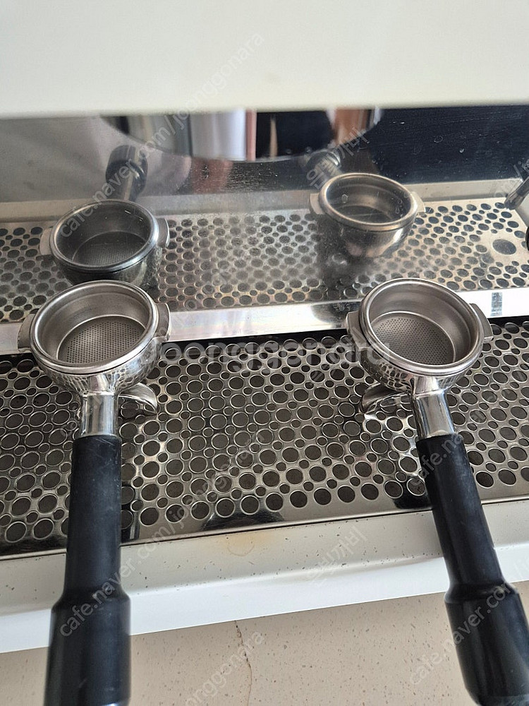 엘로치오 모레스트 2구머신 팔아요--2