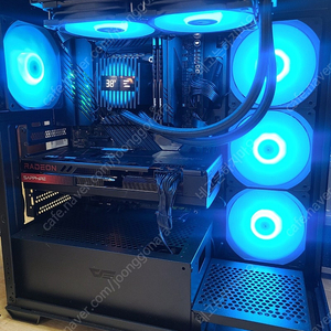 (안전거래가능) i9 11900kf 로그막시무스 라데온rx7700xt컴퓨터