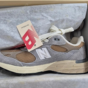 뉴발란스 993