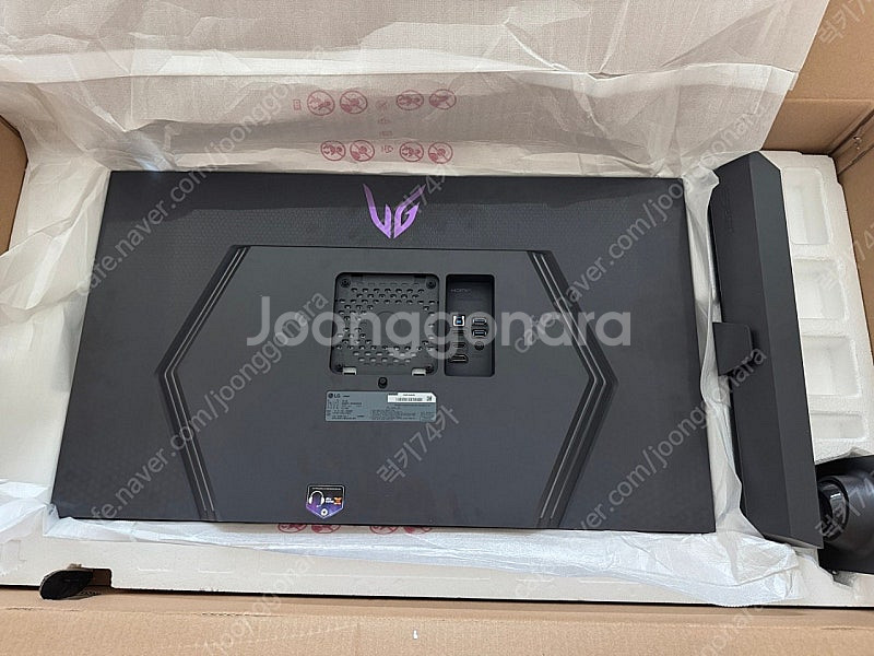 LG 32GQ950 모니터 풀박스 끝판왕--1