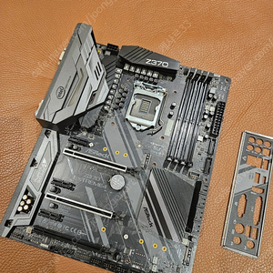 Asrock Z370 EXTREME 4 메인보드 - 인텔 8, 9 세대