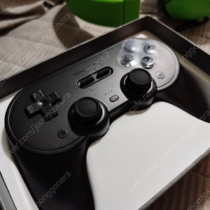 8bitdo SN30 PRO2 게임패드 새제품 팝니다
