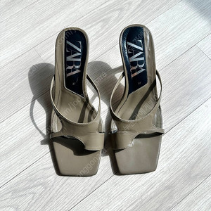 ZARA 뮬 37