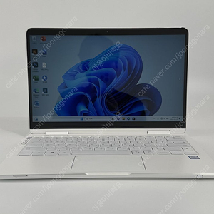 [삼성전자] 2019 노트북 Pen S NT930SBE-K58W / i5-8265U, 8GB RAM, 256GB SSD, 13.3" FHD, 충전기 포함